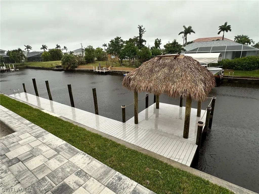 2536 SE 25th Avenue Cape Coral FL 33904