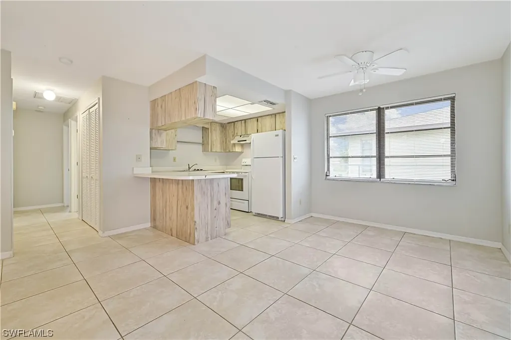 1016 SE 8th Street Cape Coral FL 33990