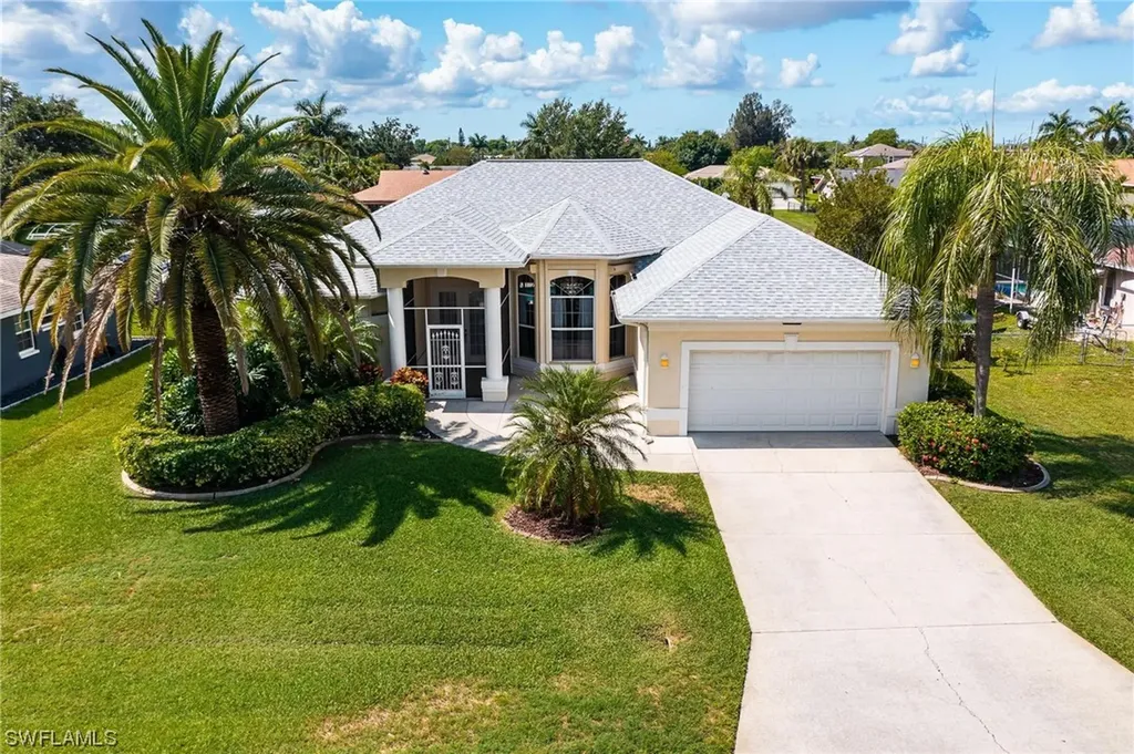 1716 SE 13th Terrace Cape Coral FL 33990