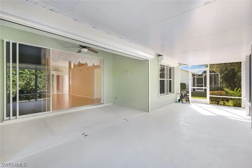5485 Whitten Drive Naples FL 34104
