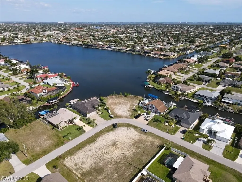 1300 SW 43rd Street Cape Coral FL 33914