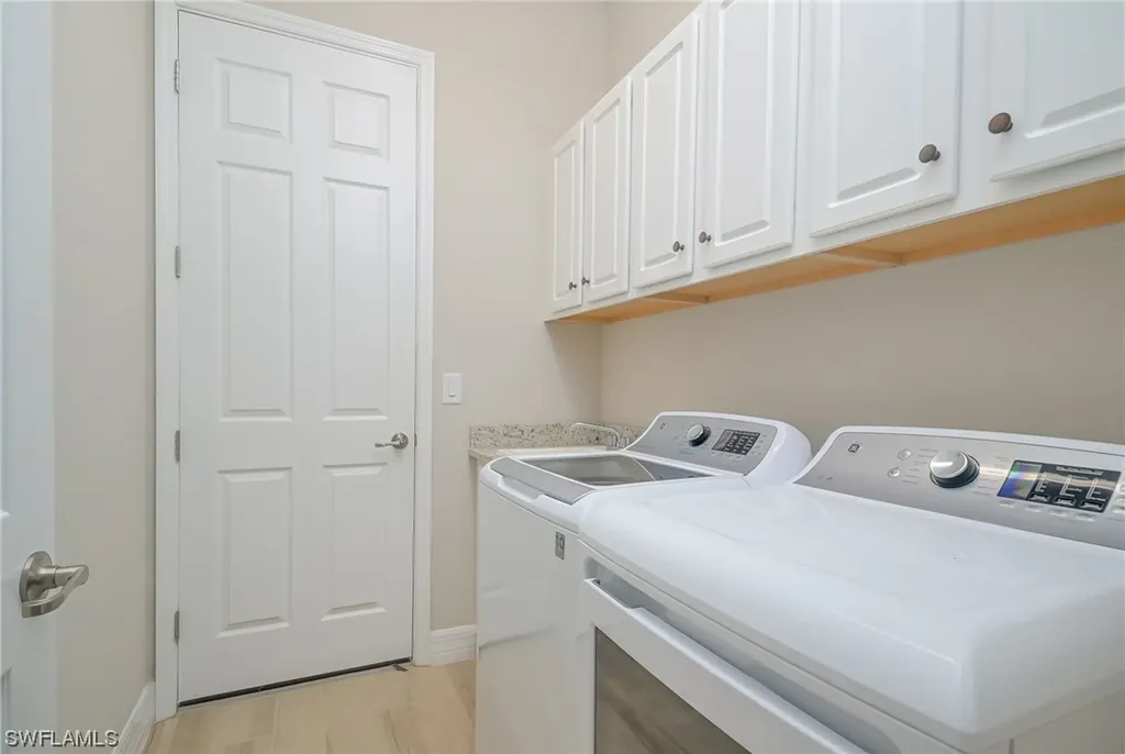 28014 Wicklow Court Bonita Springs FL 34135