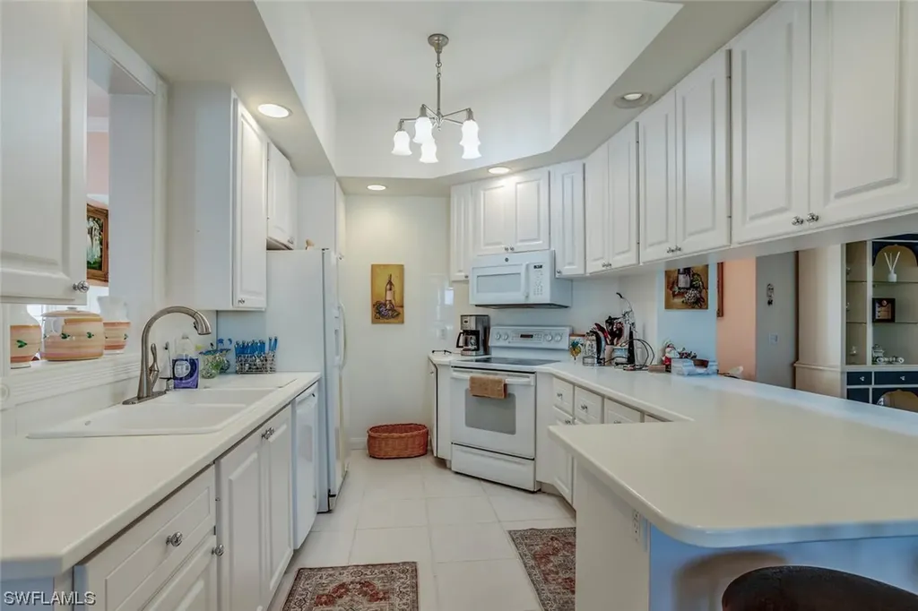 4811 Martinique Way Naples FL 34119