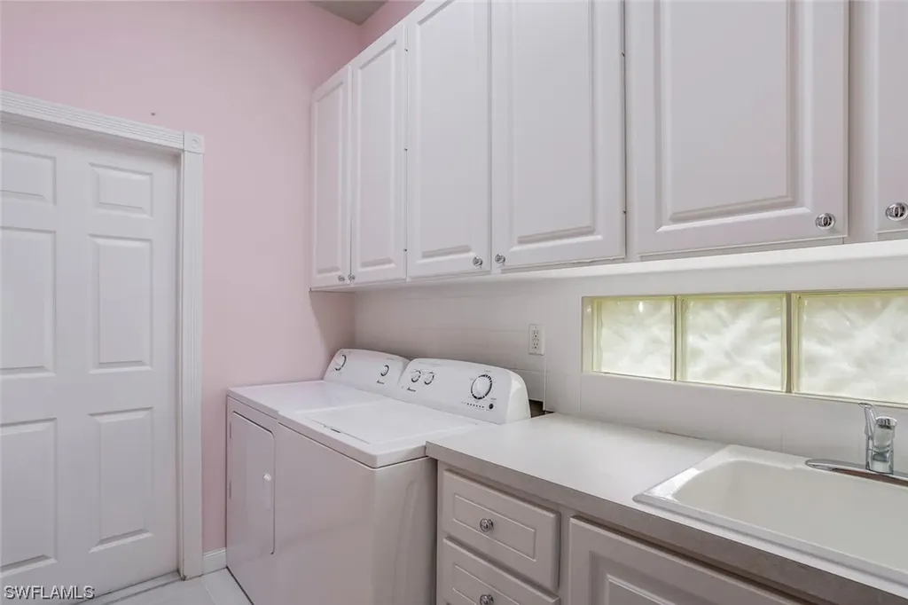 4811 Martinique Way Naples FL 34119
