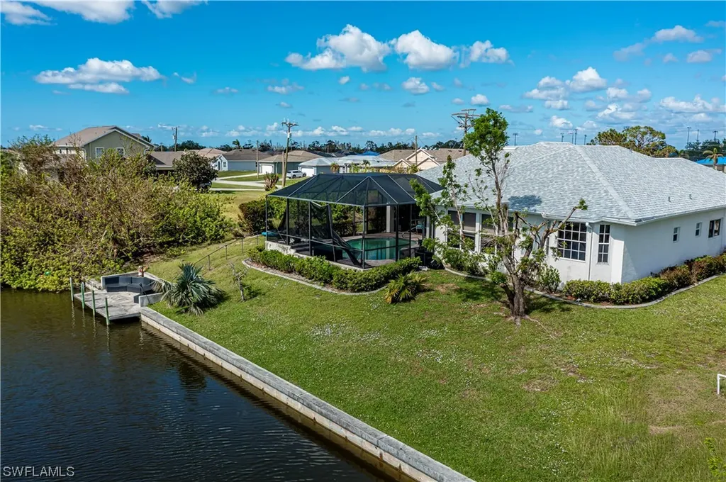 1612 NW 9th Street Cape Coral FL 33993