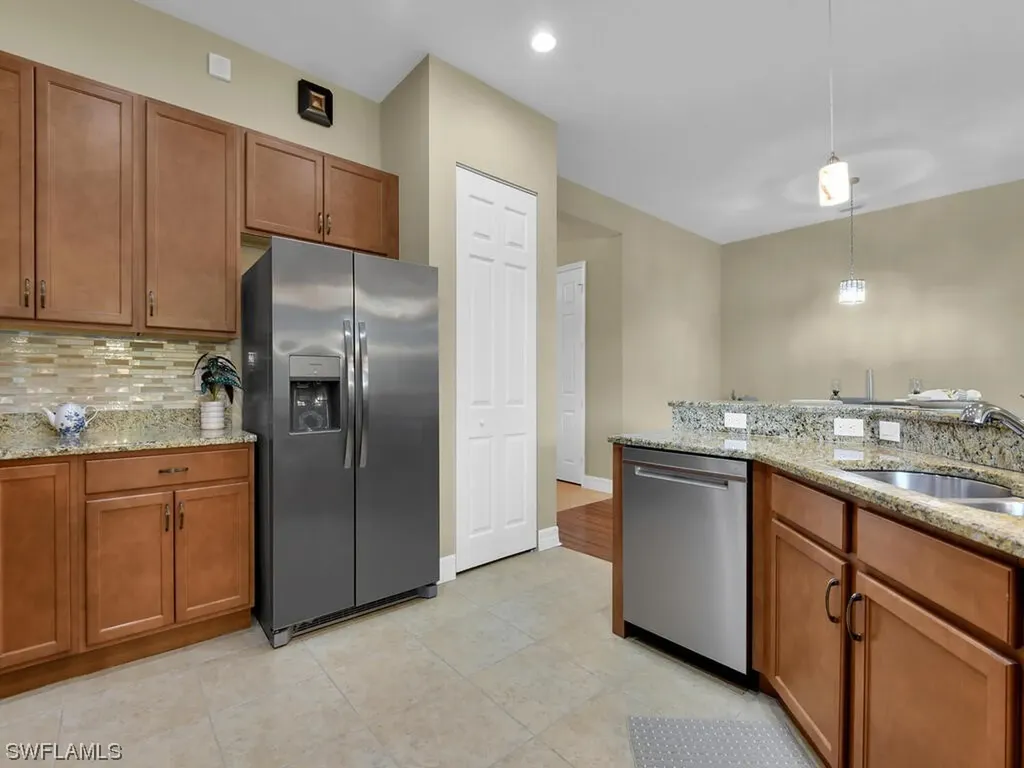 10253 Gulfstone Court Fort Myers FL 33913