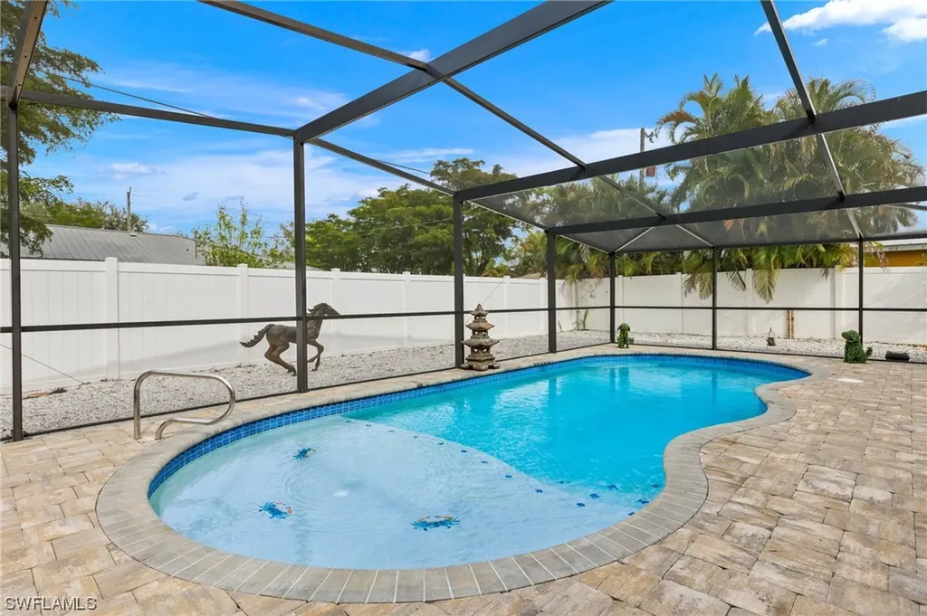 1515 Grove Avenue Fort Myers FL 33901