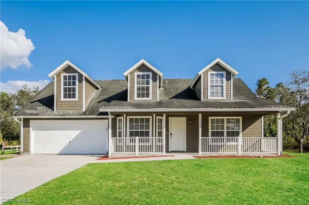 1202 Henry Avenue Lehigh Acres FL 33972