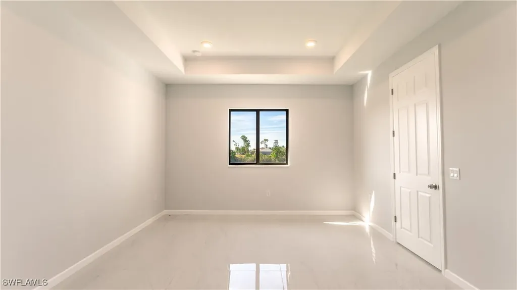 3340 NE 19th Avenue Cape Coral FL 33909