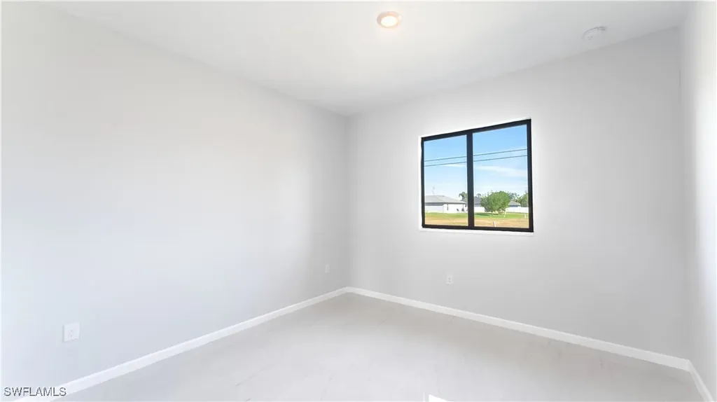 3340 NE 19th Avenue Cape Coral FL 33909