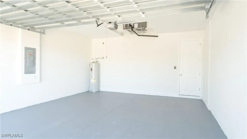 3340 NE 19th Avenue Cape Coral FL 33909
