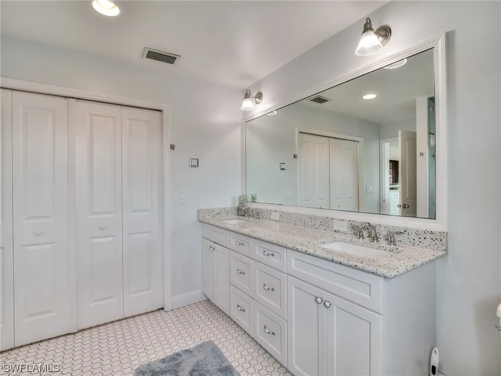 1511 Angel Drive Sanibel FL 33957
