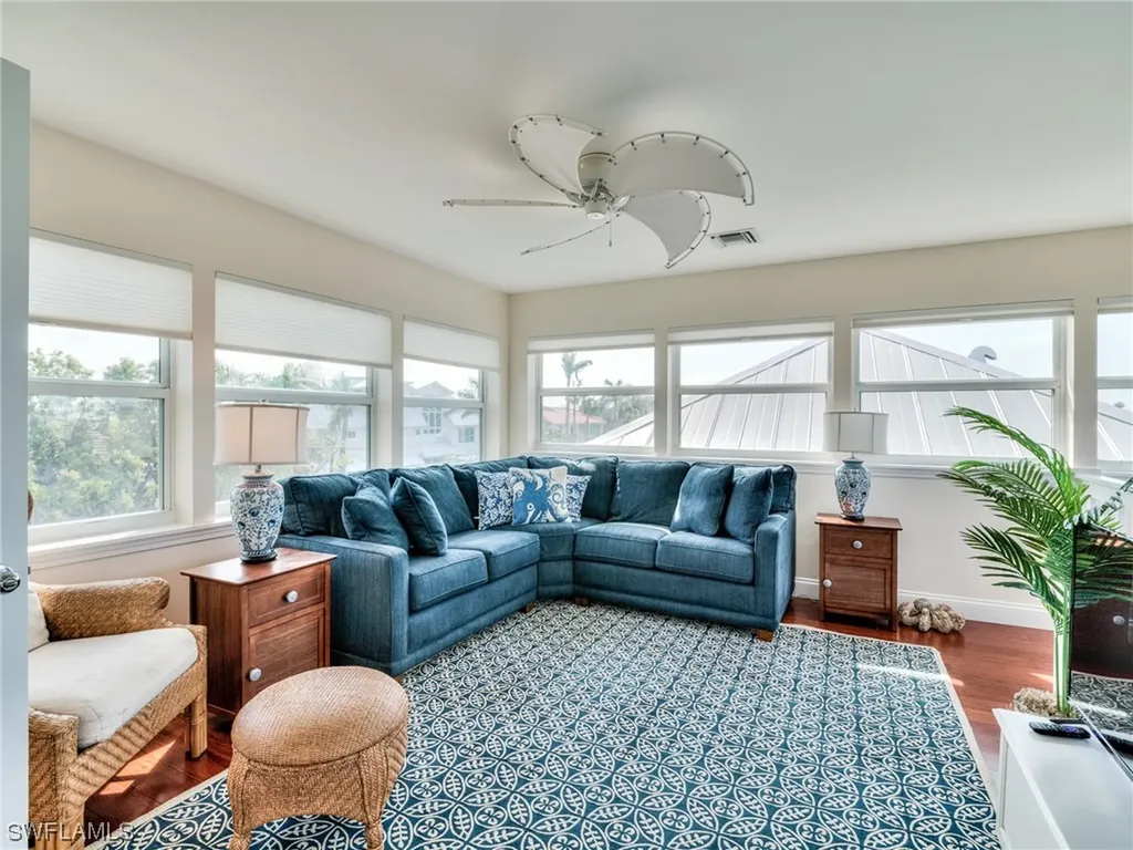 1511 Angel Drive Sanibel FL 33957
