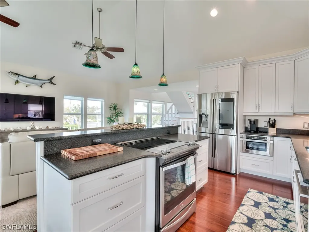 1511 Angel Drive Sanibel FL 33957