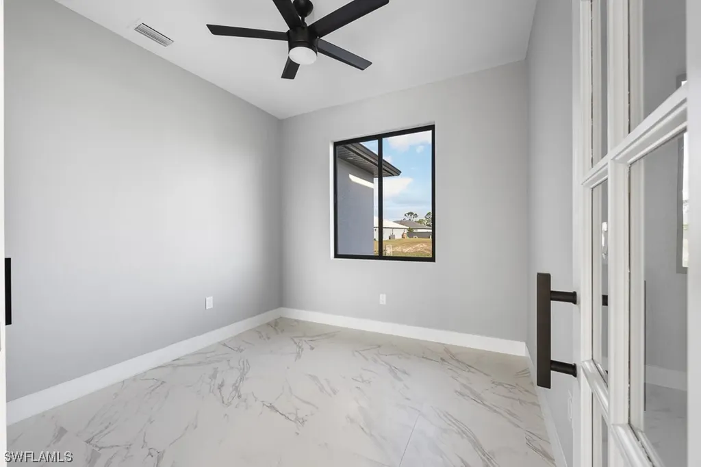 2914 NW 24th Avenue Cape Coral FL 33993