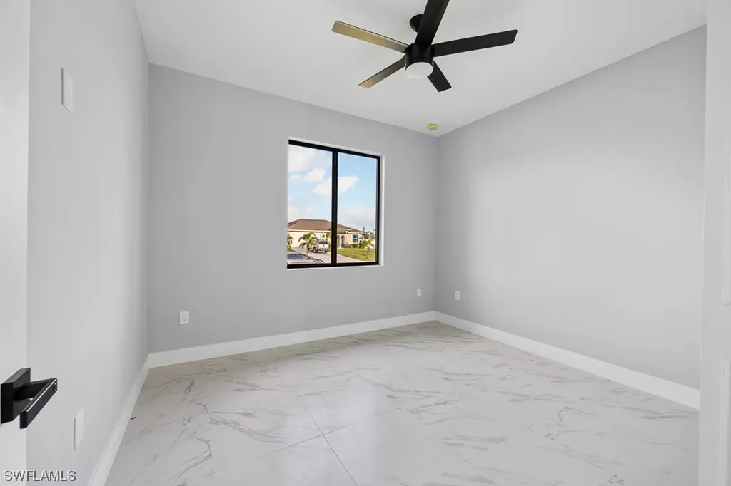 2914 NW 24th Avenue Cape Coral FL 33993