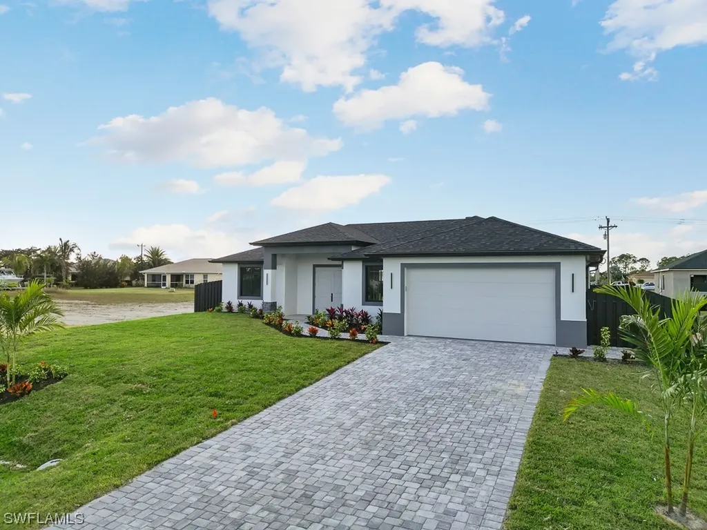2914 NW 24th Avenue Cape Coral FL 33993