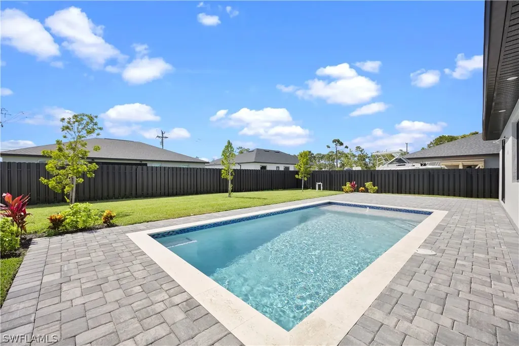 2914 NW 24th Avenue Cape Coral FL 33993