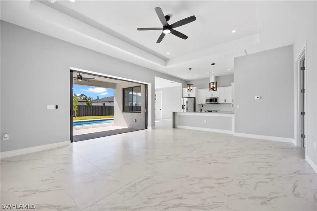2914 NW 24th Avenue Cape Coral FL 33993