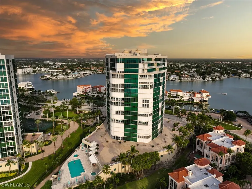 3971 Gulf Shore Boulevard N Naples FL 34103