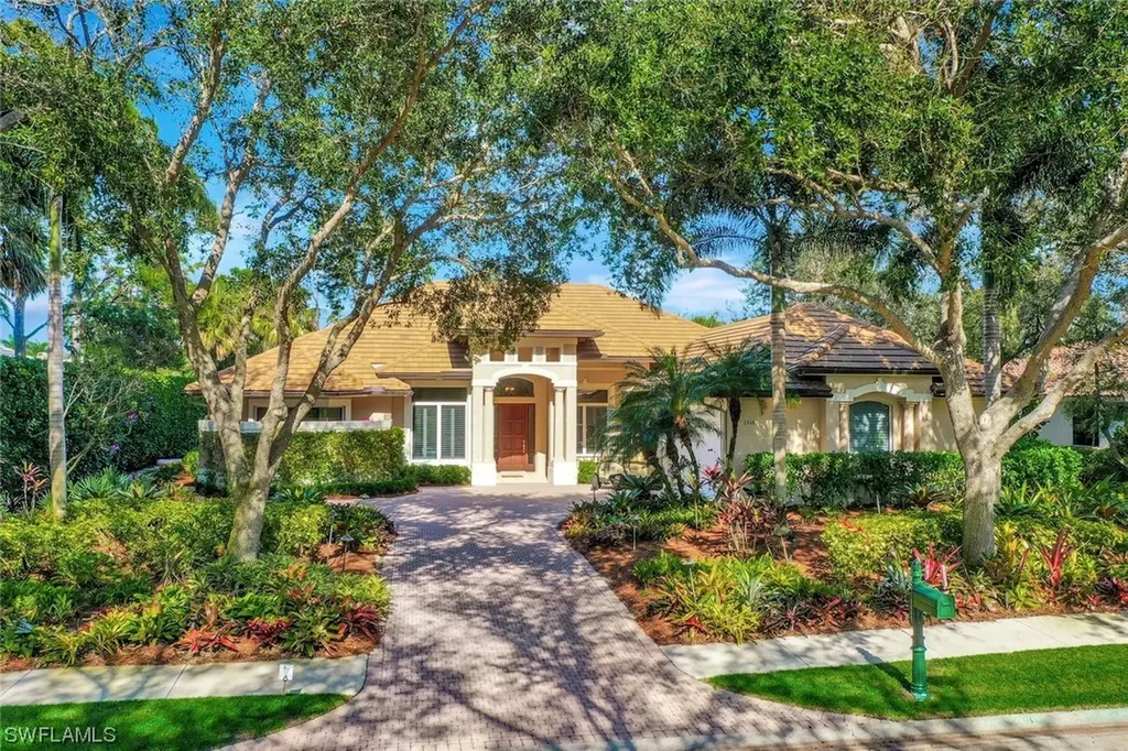 Naples FL, 1516 Gormican Lane