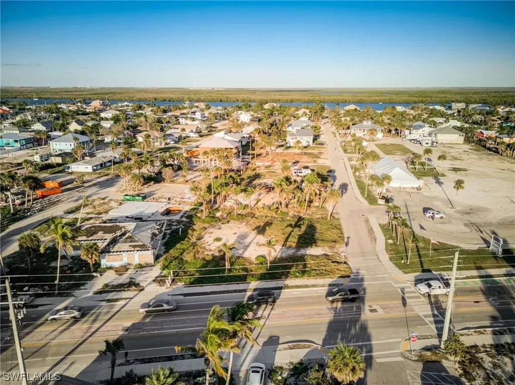 121 Connecticut Street Fort Myers Beach FL 33931