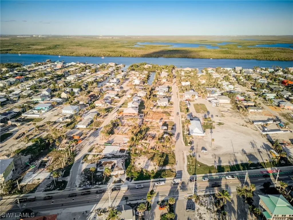 121 Connecticut Street Fort Myers Beach FL 33931