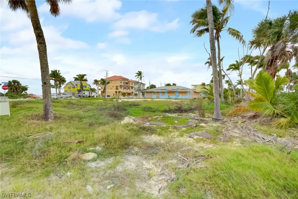 121 Connecticut Street Fort Myers Beach FL 33931