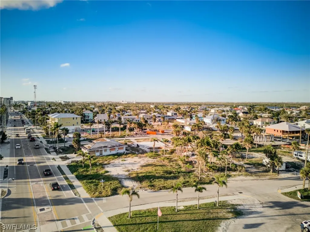 121 Connecticut Street Fort Myers Beach FL 33931