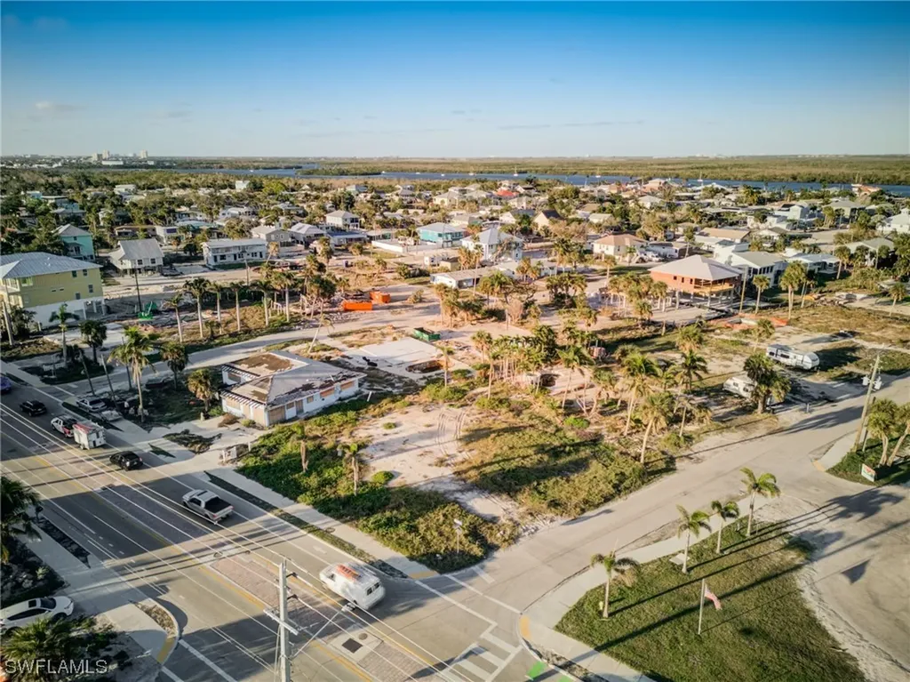 121 Connecticut Street Fort Myers Beach FL 33931