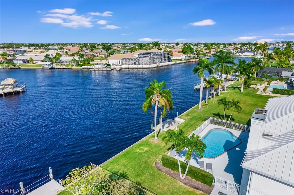 4630 SE 20th Avenue Cape Coral FL 33904