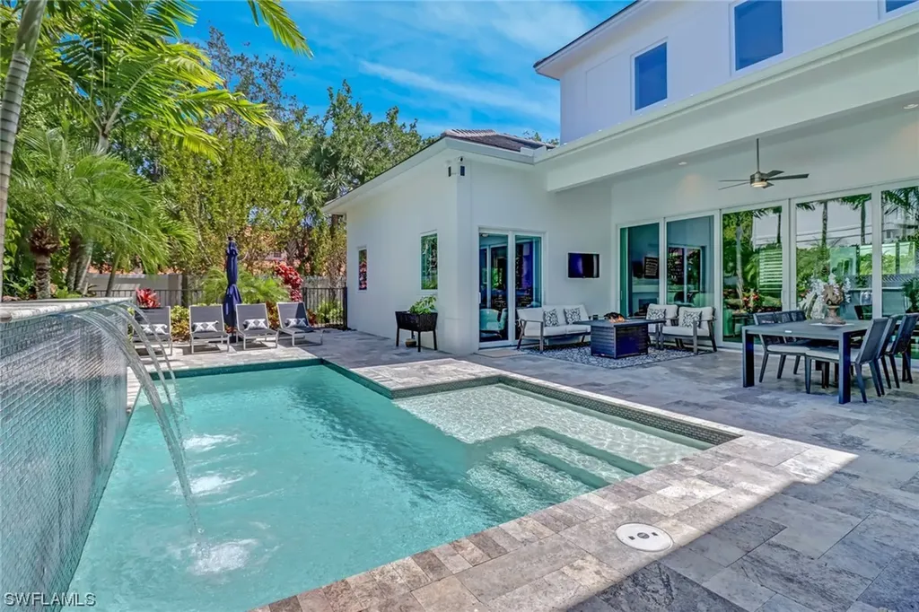9261 Mercato Way Naples FL 34108
