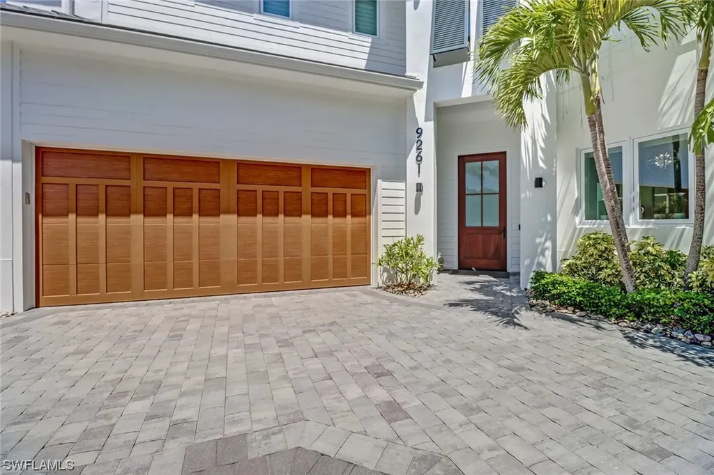 9261 Mercato Way Naples FL 34108