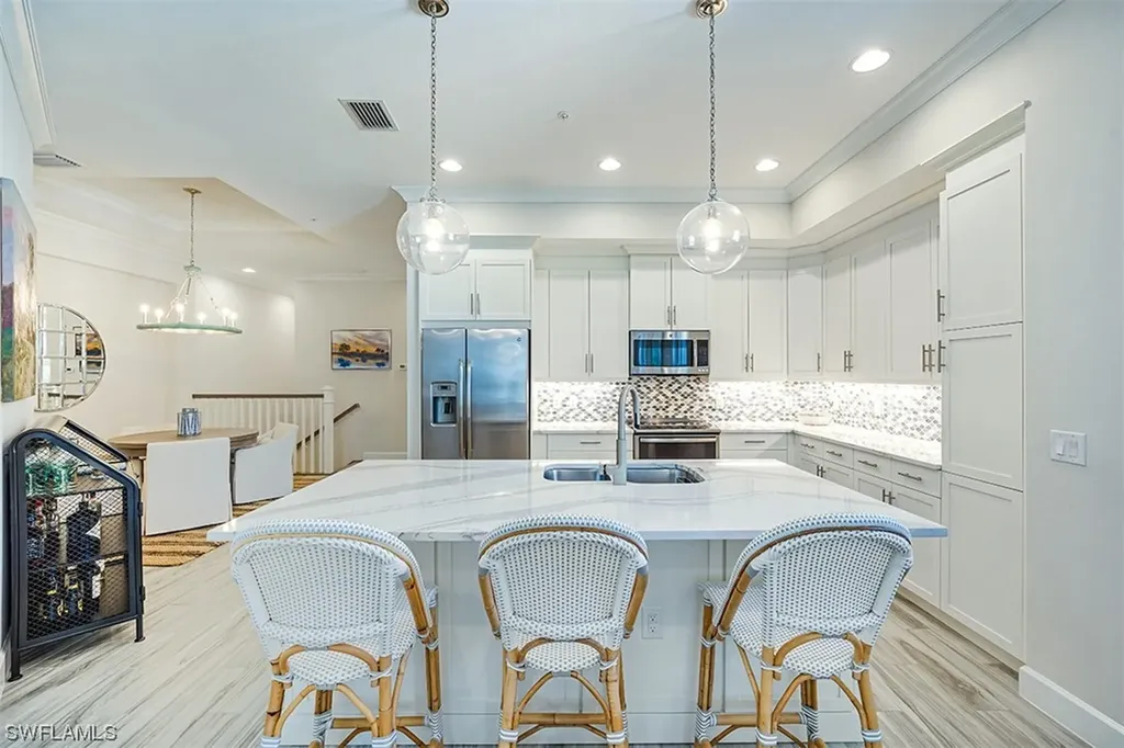 6552 Dominica Drive Naples FL 34113