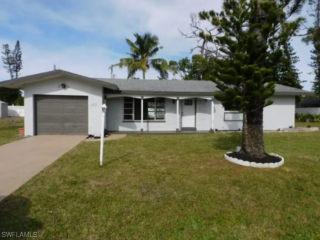 253 SE 46th Terrace Cape Coral FL 33904
