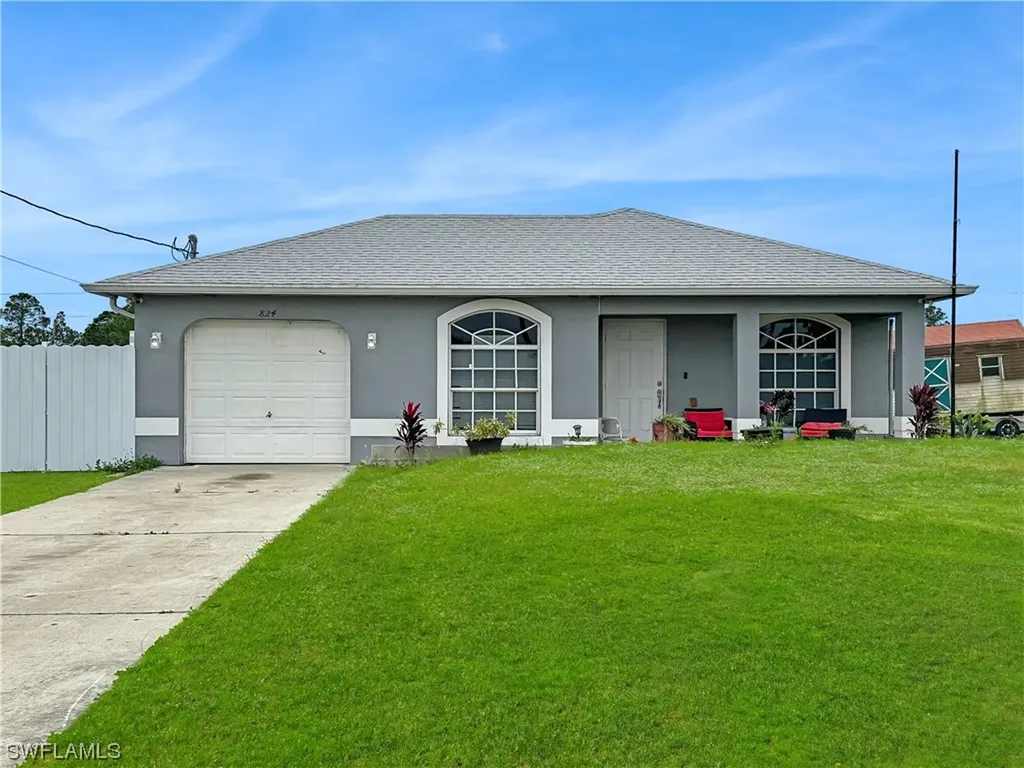 824 Lamar Street E Lehigh Acres FL 33974