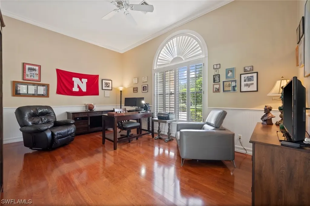 1903 Empress Court Naples FL 34110