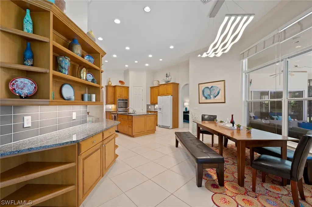 1903 Empress Court Naples FL 34110