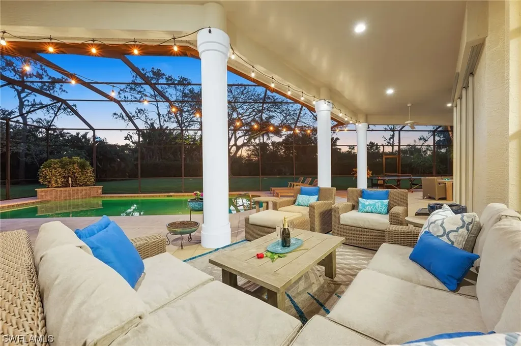 1903 Empress Court Naples FL 34110