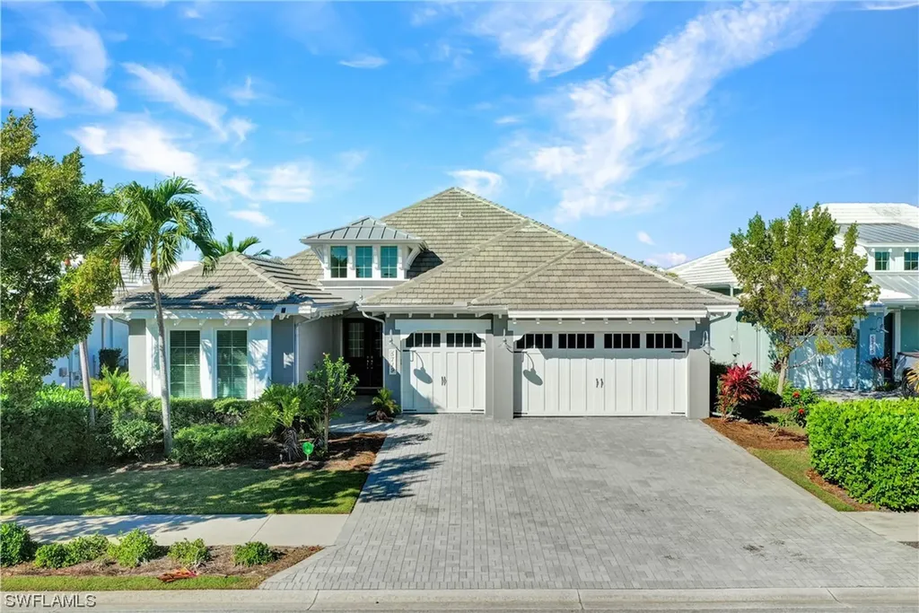 5719 Clarendon Drive Naples FL 34113