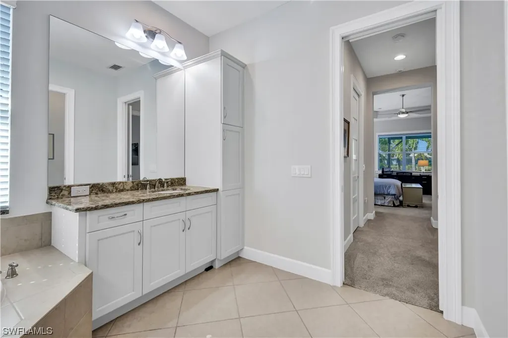 5719 Clarendon Drive Naples FL 34113
