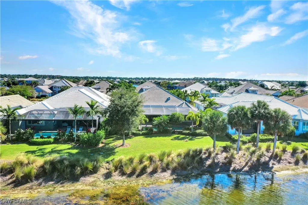 5719 Clarendon Drive Naples FL 34113
