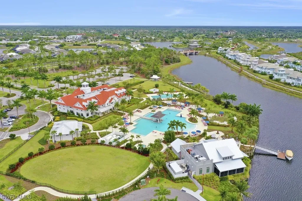 5719 Clarendon Drive Naples FL 34113