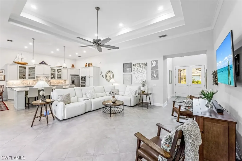 5719 Clarendon Drive Naples FL 34113