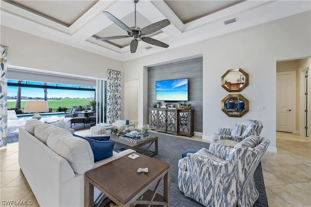 8985 Quarry Drive Naples FL 34120