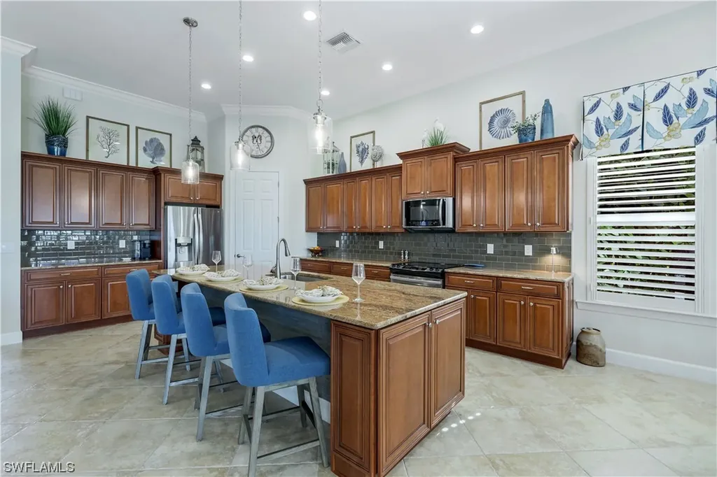 8985 Quarry Drive Naples FL 34120