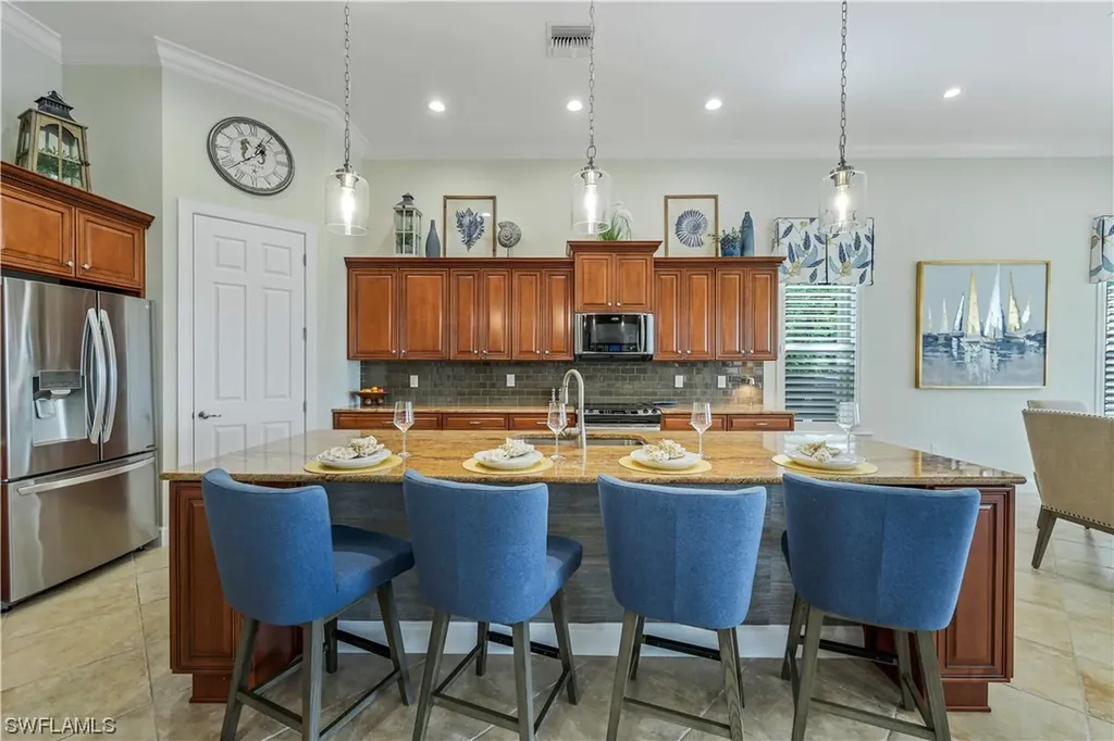 8985 Quarry Drive Naples FL 34120