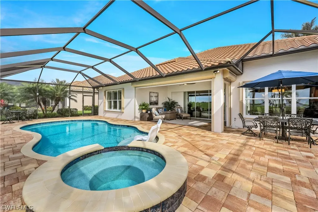 8985 Quarry Drive Naples FL 34120