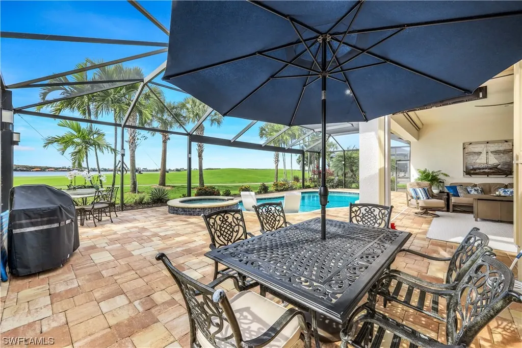 8985 Quarry Drive Naples FL 34120