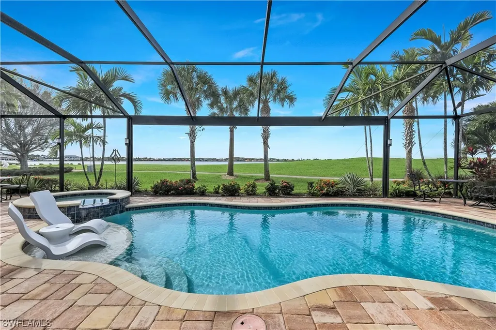 8985 Quarry Drive Naples FL 34120